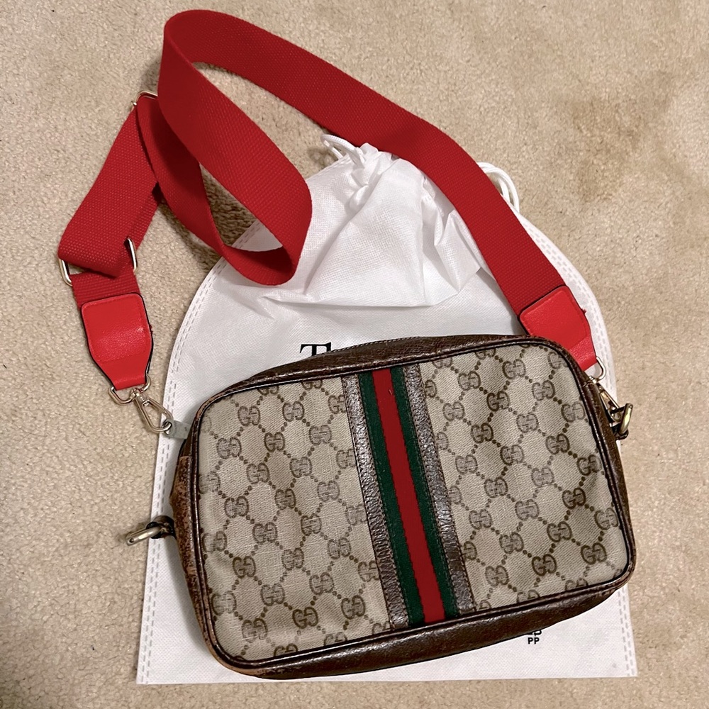 Vintage Gucci Camera Bag